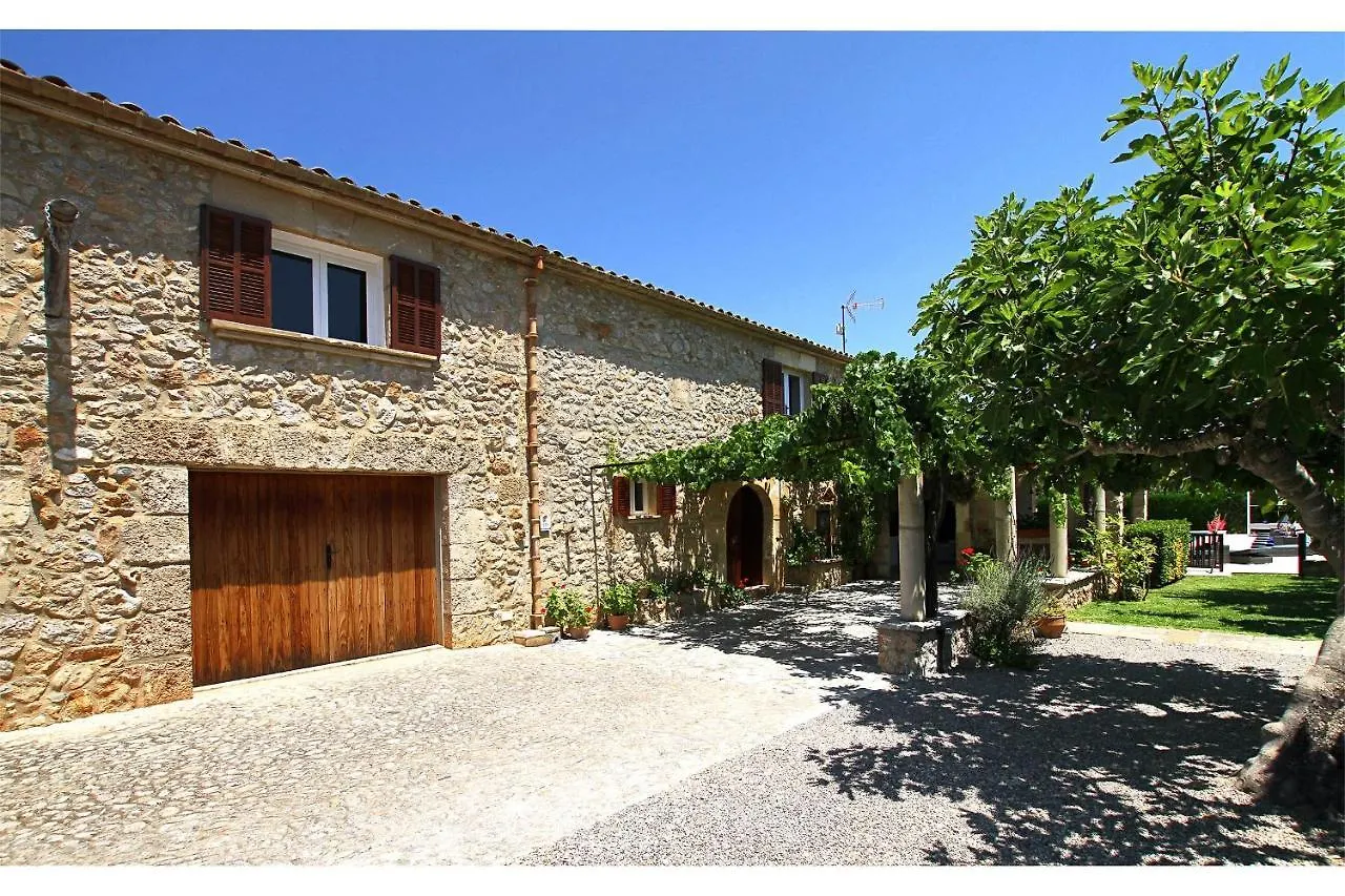 Villa Crever Pollença Tatil Evi